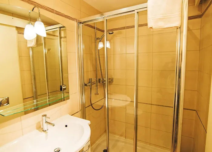 Cristal-8 By Interhome * 洛伊克巴德